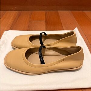 The Row Women's Beige Ballet Flats